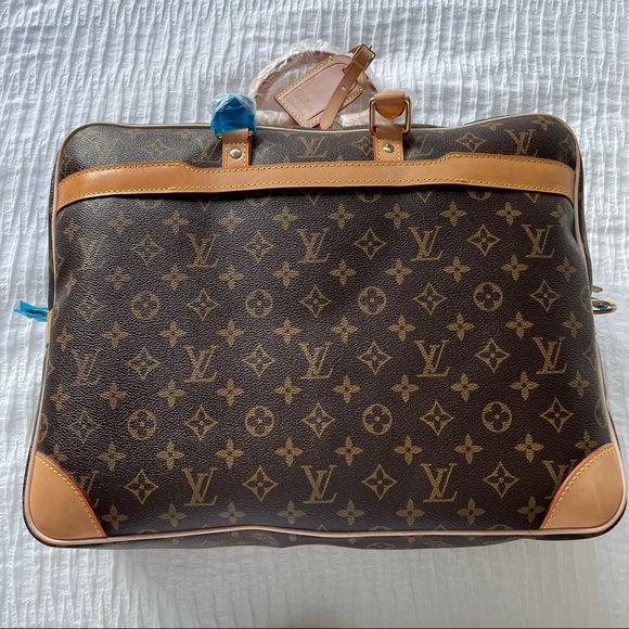 Louis Vuitton Handbags - Travel Bag